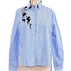 Emory Park Embroidered Long Sleeve Shirt “L” Blue and white Floral Striped.